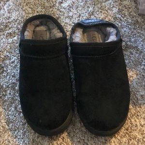 Womens UGG slippers